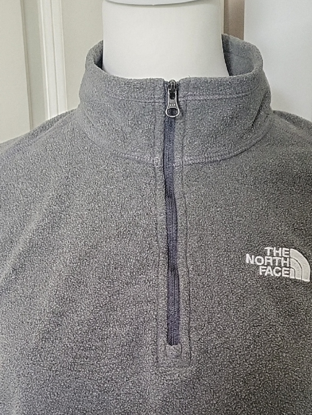 The North Face Gray Fleece Quarter Zip Pullover Women’s Size Large - Picture 4 of 7